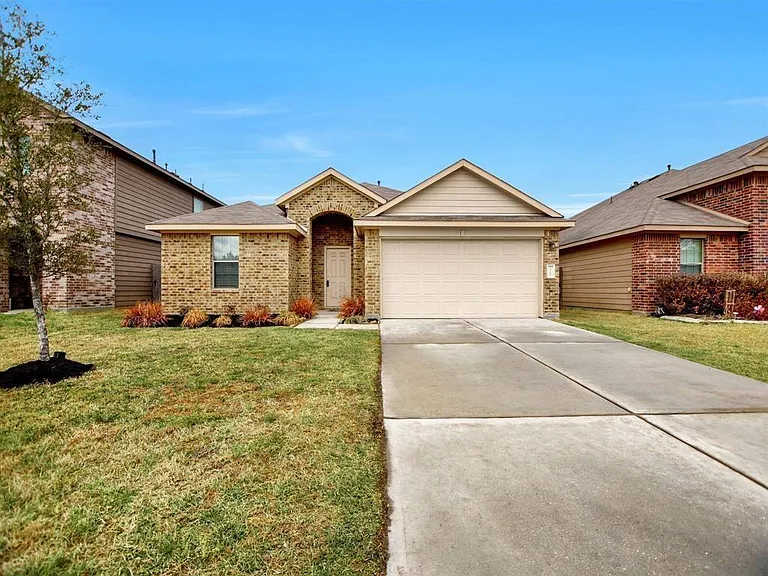 7238 Basque Country Dr — Photo 2