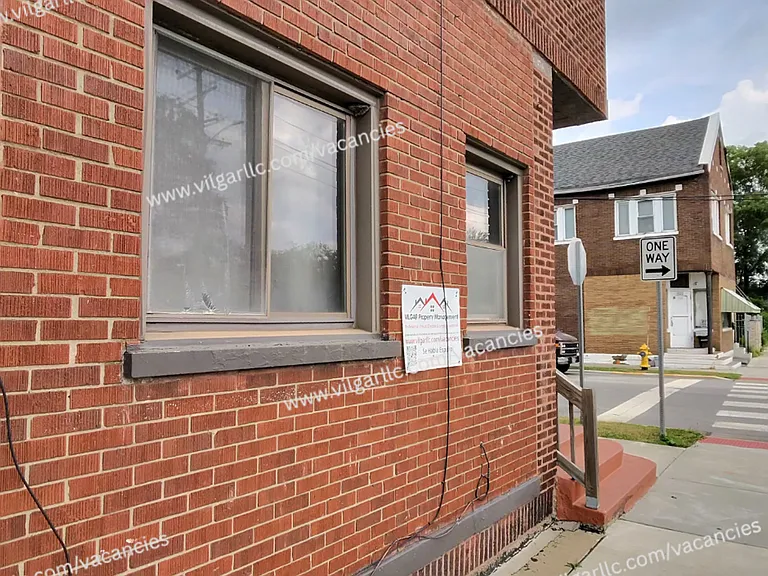 1202 W 151st St — Photo 3