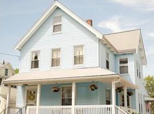 27 Warren St, Stoneham, MA 02180