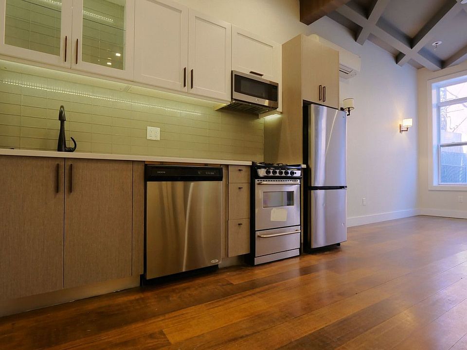 1st image of 537 Park Pl #1