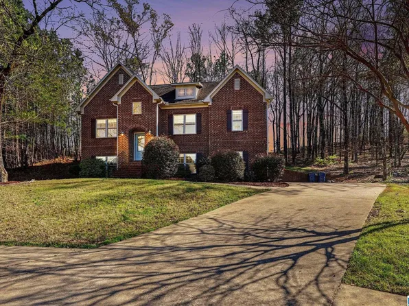 413 Cornwall Dr, Maylene, AL 35114