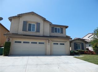 13835 Peach Grove Ln, Eastvale, CA 92880