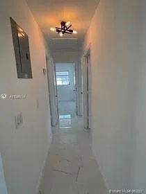 5 bed, 2.0 bath, 1090 sqft, $2,250 — Photo 4