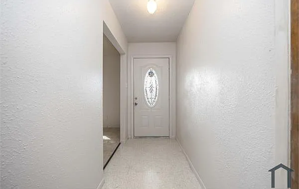 6134 Balbo St — Photo 3