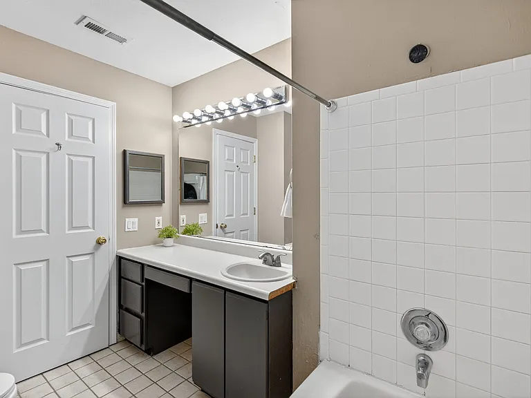 11502 Cedar Walk Dr — Photo 26