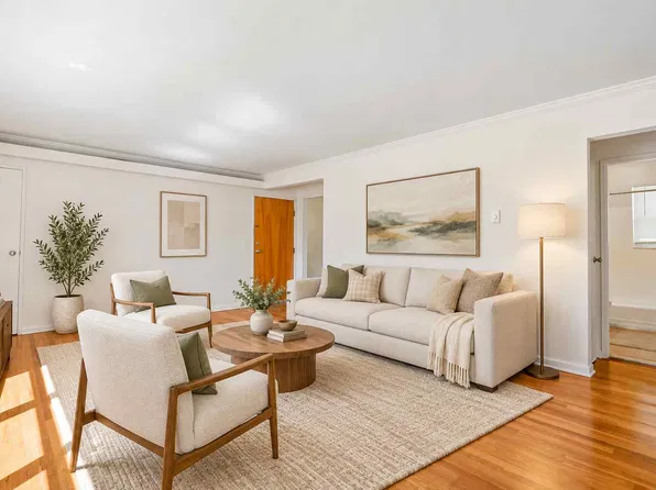 Eatoncrest Apartment Homes