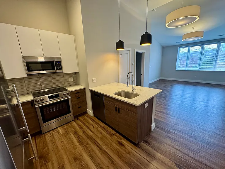 415 Debaliviere Ave — Photo 41