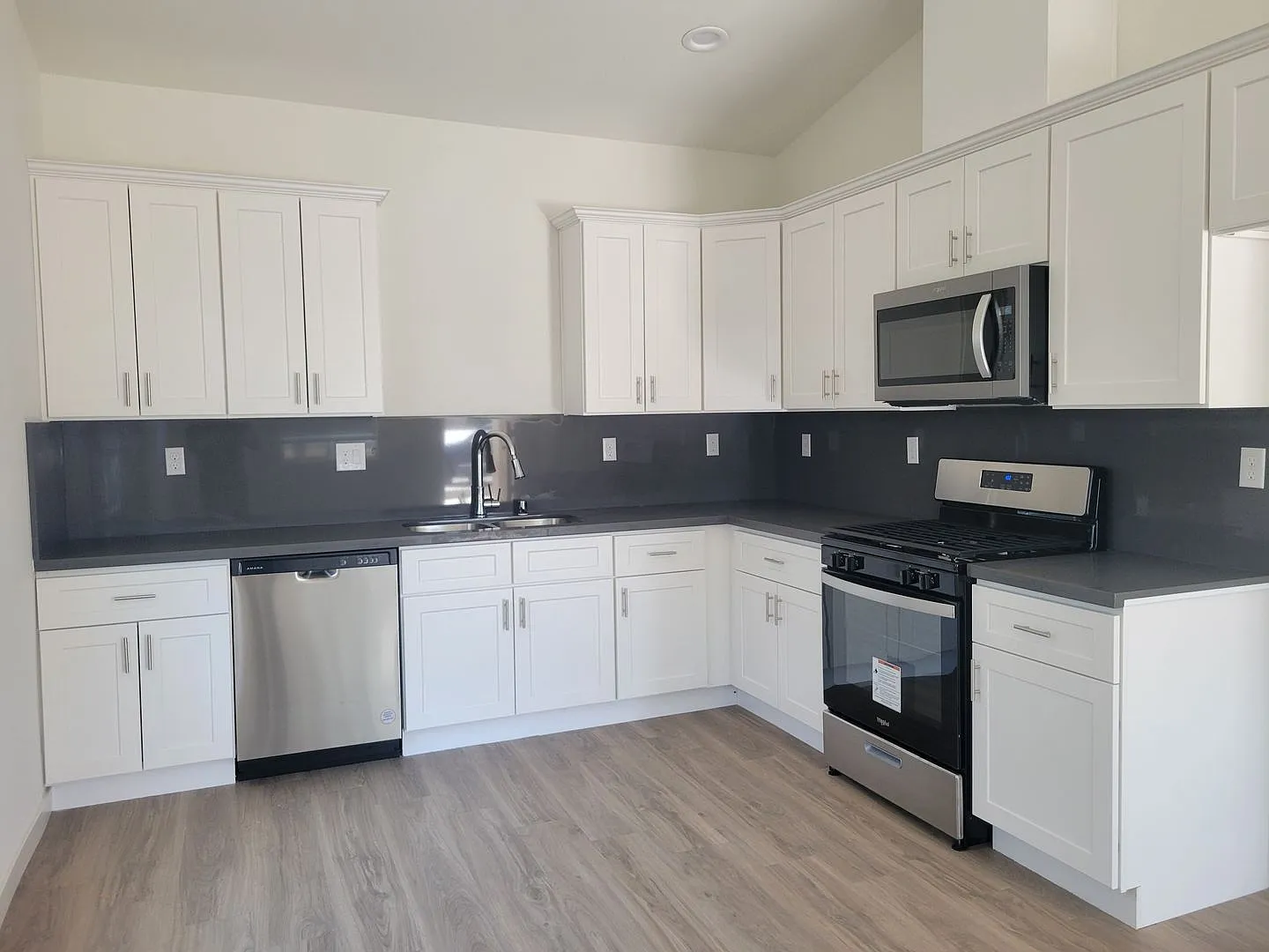 8622 Grandy St — Photo 3