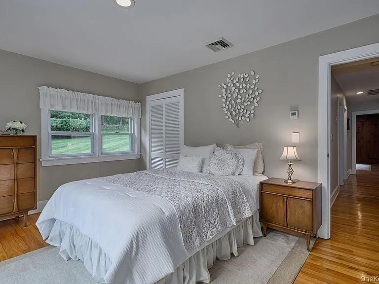 116 School House Ln — Photo 27
