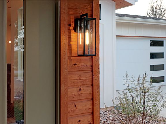 3rd image of 1991 Sunflower Rd