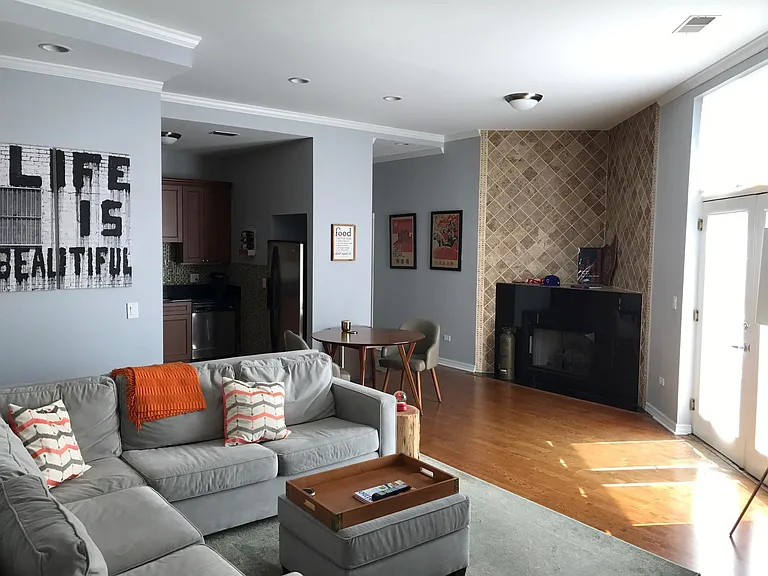 520 N Halsted St #601 — Photo 4