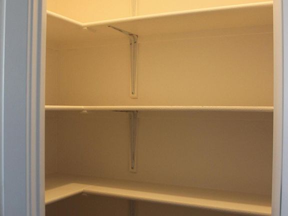 5th image of 6370 S Jaxel Road