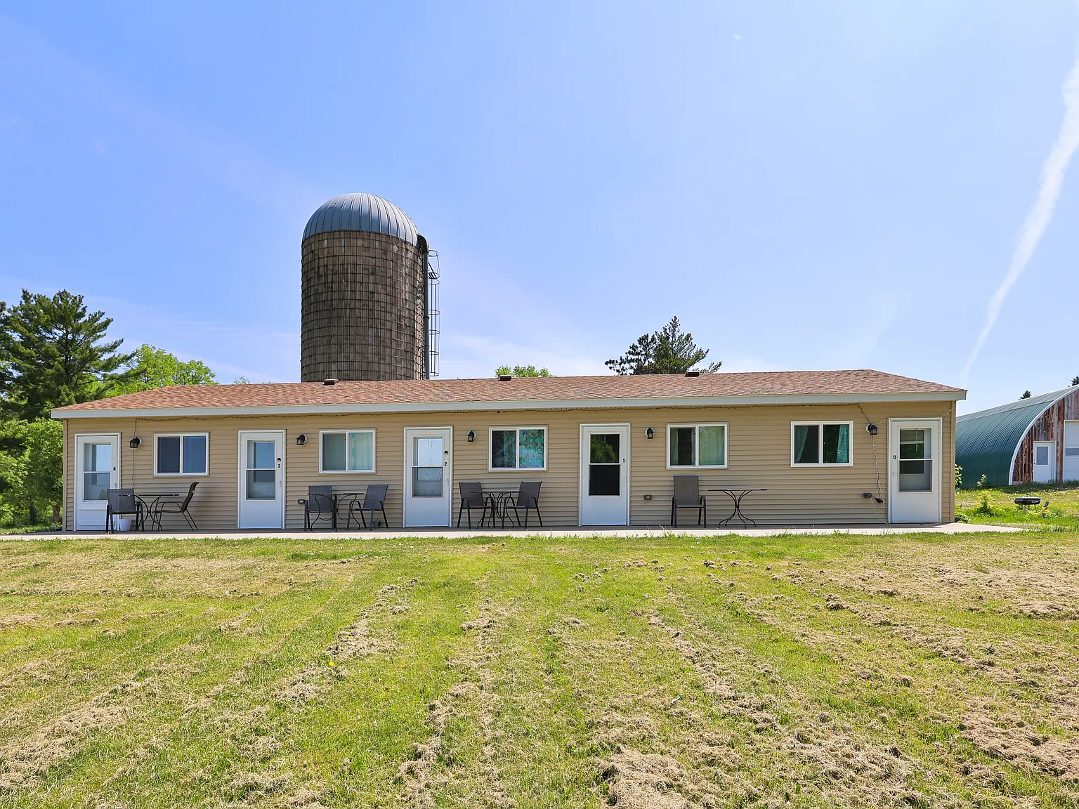 1 bed, 220 sqft, $1,000 — Photo 1