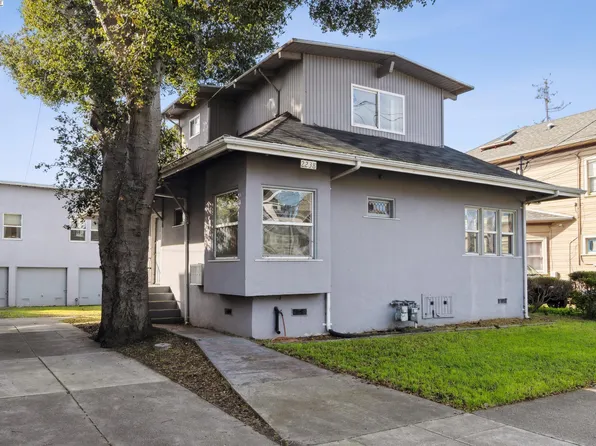 2238 Roosevelt Ave, Berkeley, CA 94703