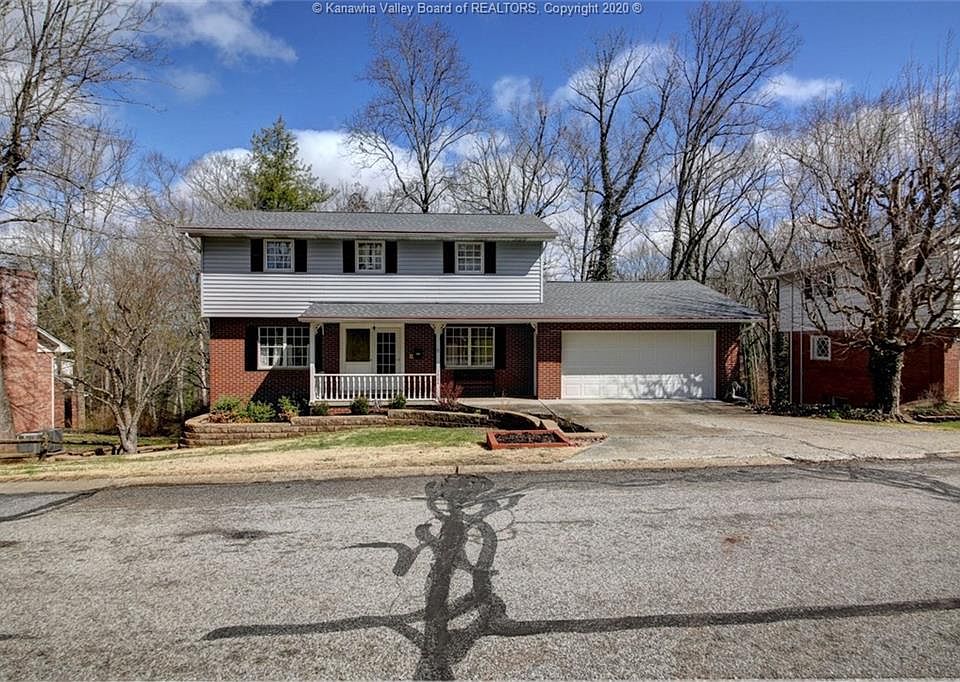 1st image of 1504 Village Dr