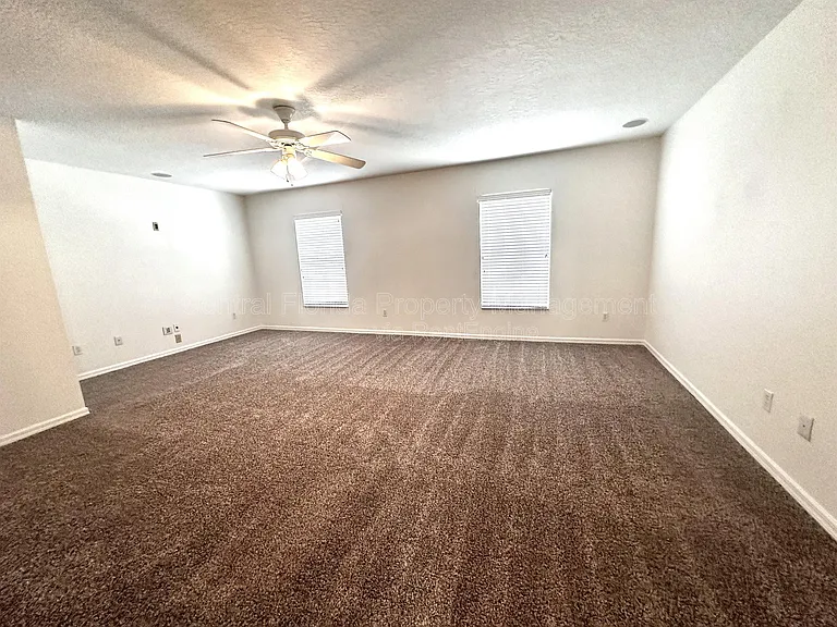 3845 Silverbell Loop — Photo 16