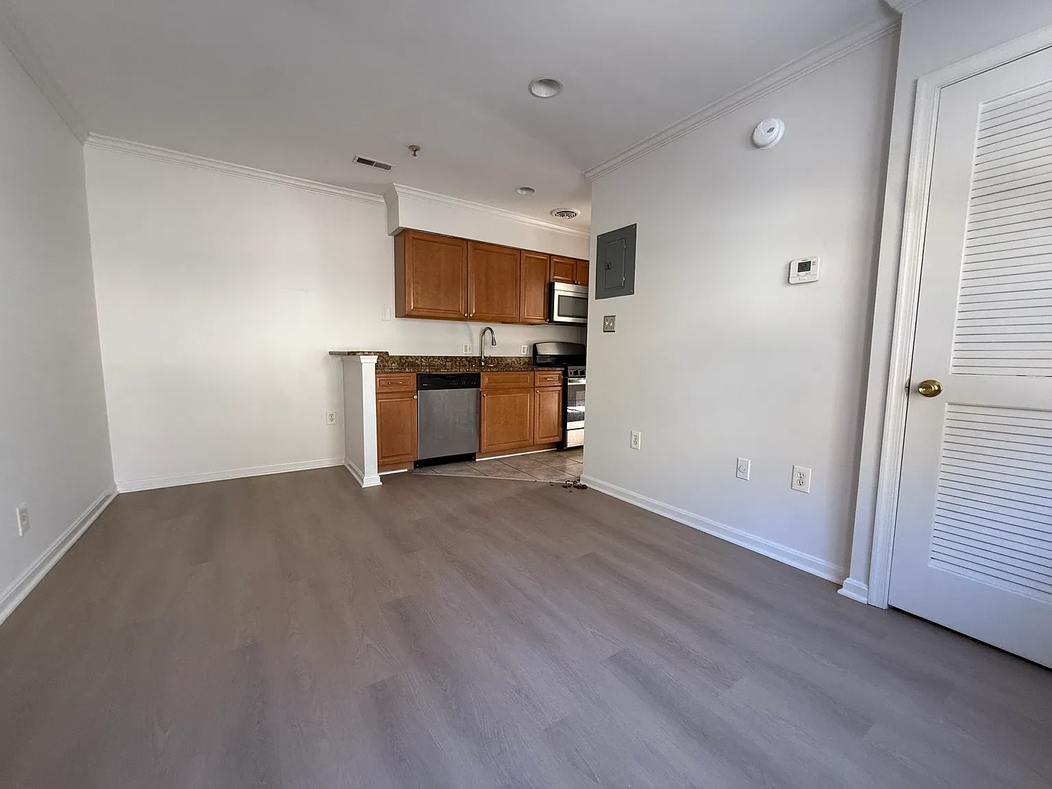 1 bed, 550 sqft, $1,450 — Photo 4
