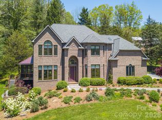341 Racquet Club Rd, Asheville, NC 28803
