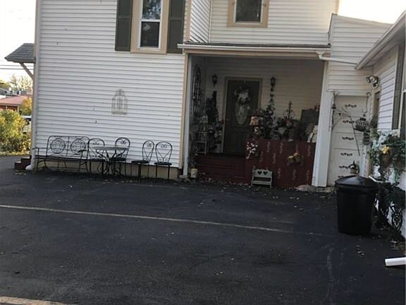 2nd image of 512 Oswego St