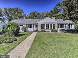 753 Country Club Rd, York, PA 17403