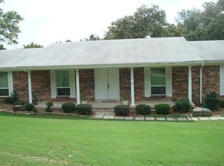 219 W 23rd St, Russellville, AR 72801