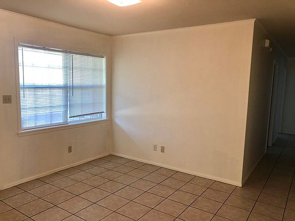 3rd image of 3702 Ila St