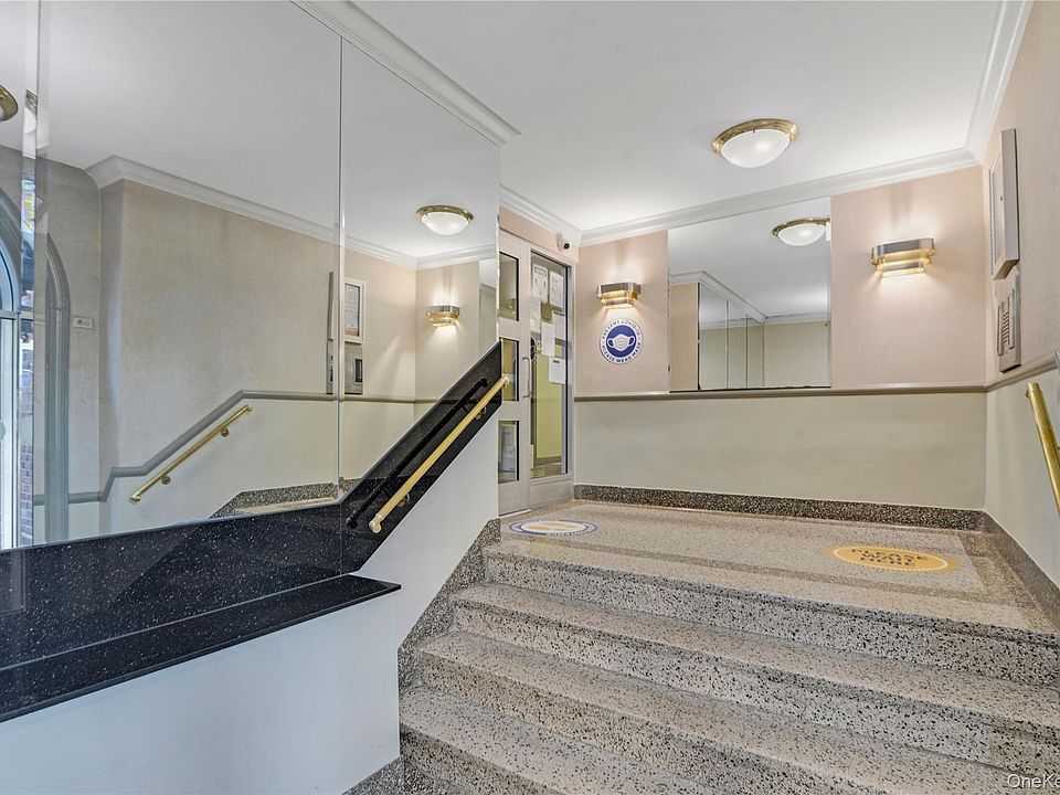 2nd image of 141-10 25 Road #2F