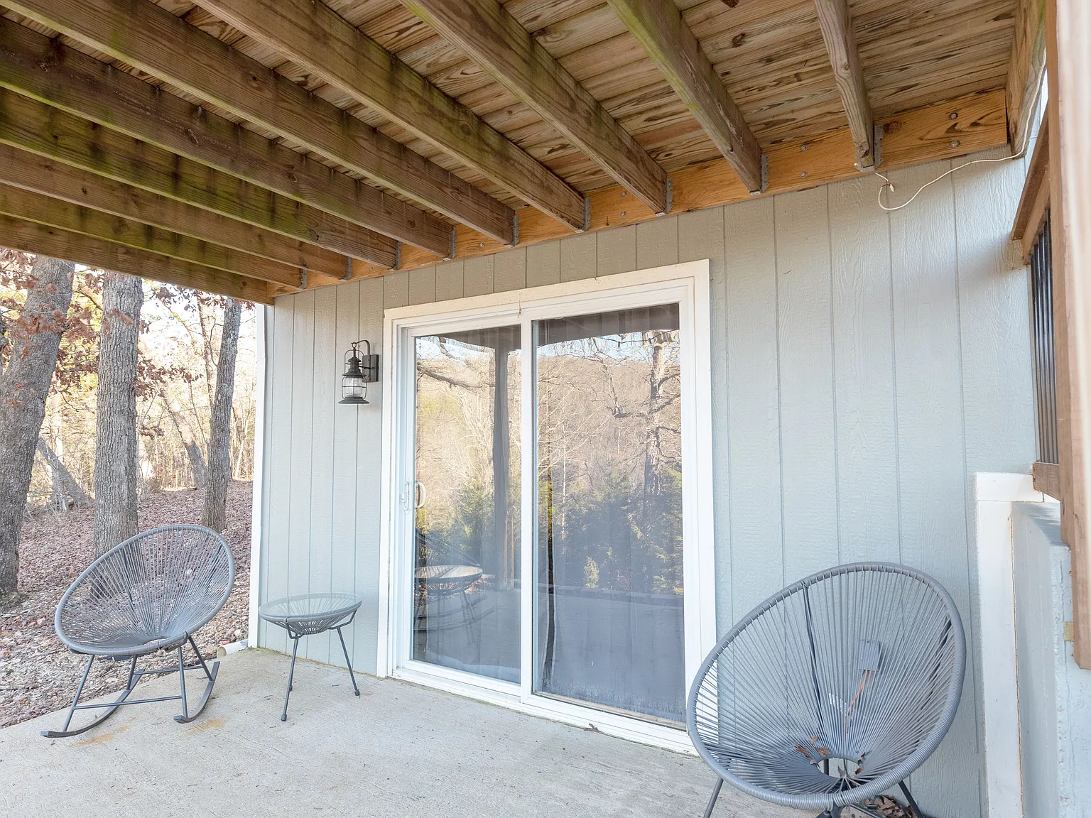 3 bed, 2.5 bath, 1200 sqft, $1,350 — Photo 2