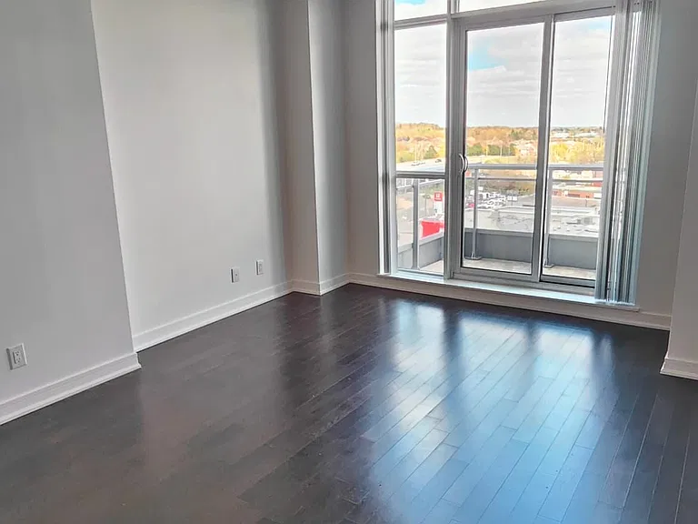 9205 Yonge St N #804 — Photo 3
