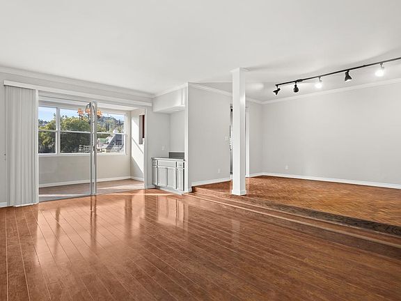 5th image of 14144 Dickens St APT 317