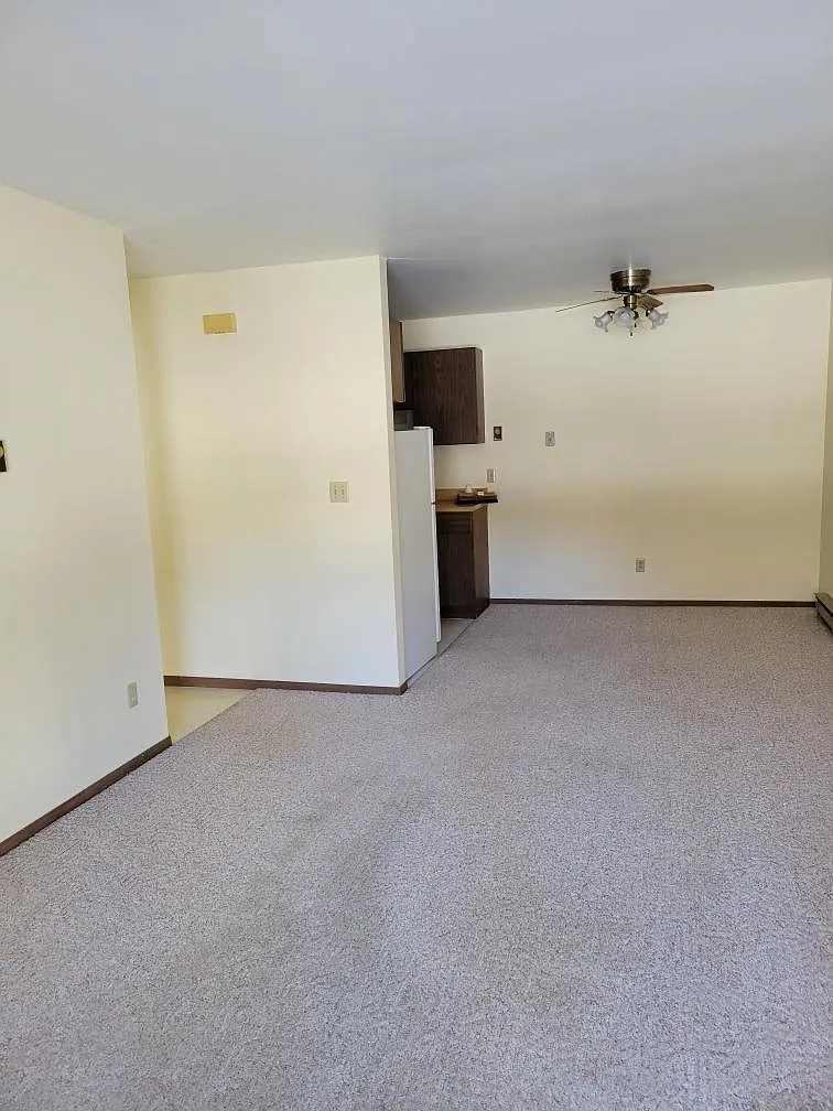 2 bed, $676 — Photo 4