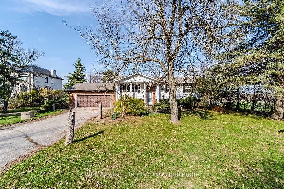 4 bed, $3,499 — Photo 1