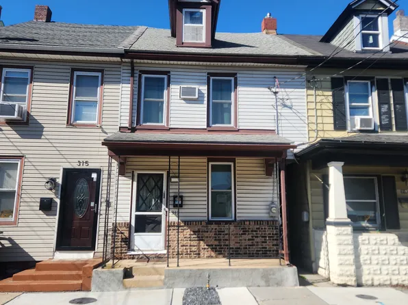 317 E Weidman St, Lebanon, PA 17046