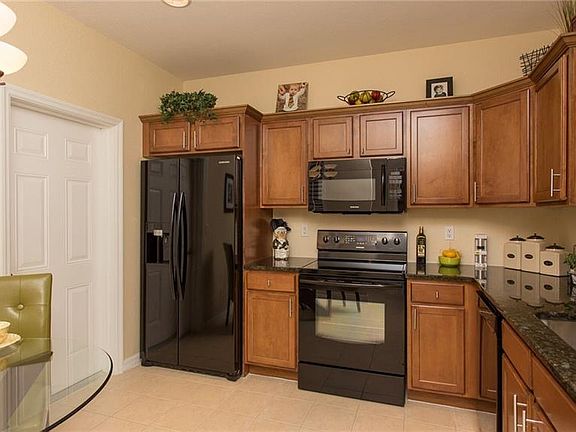 3rd image of 3351 Dandolo Cir
