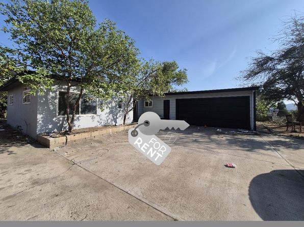 3232 Laurel Dr