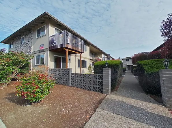 2201 NW Grant Ave #2, Corvallis, OR 97330