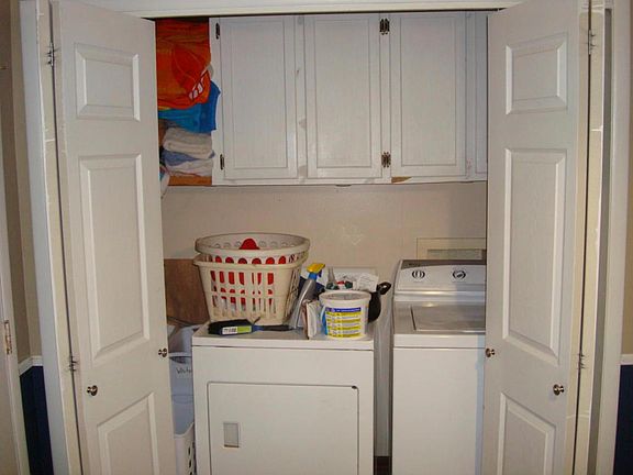 5th image of 10064 Red Hill Ln