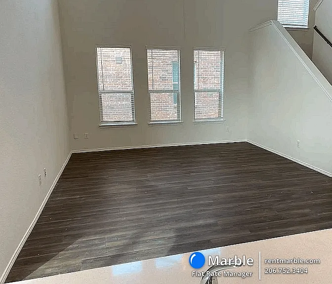 2300 Copal Dr — Photo 3