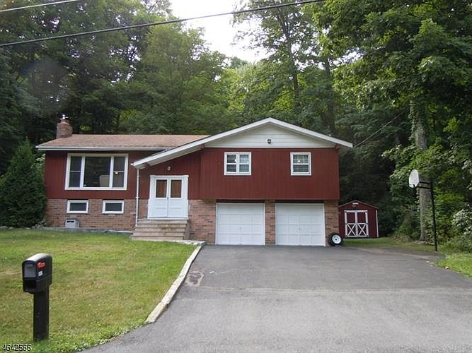 1st image of 526 Old Homestead Dr
