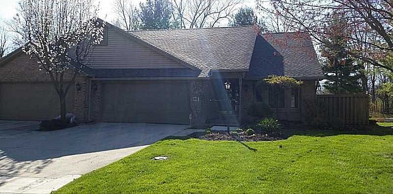 1st image of 2594 Pine Shore Dr #2594