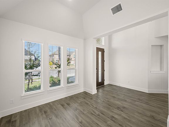 6th image of this home