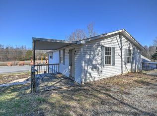 214 Thornwood Dr, Greeneville, TN 37745