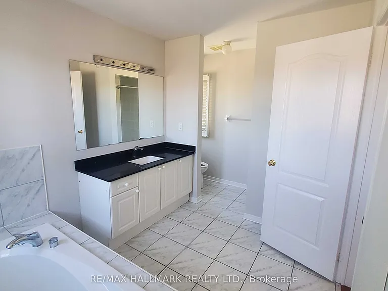 4930 Southampton Dr — Photo 11