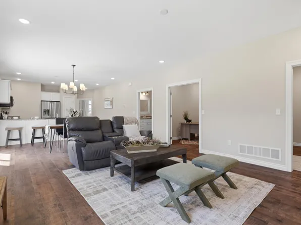 2041 Wesleyan Blvd, Rapid City, SD 57702