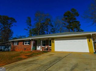 2671 Kings Cir, Lawrenceville, GA