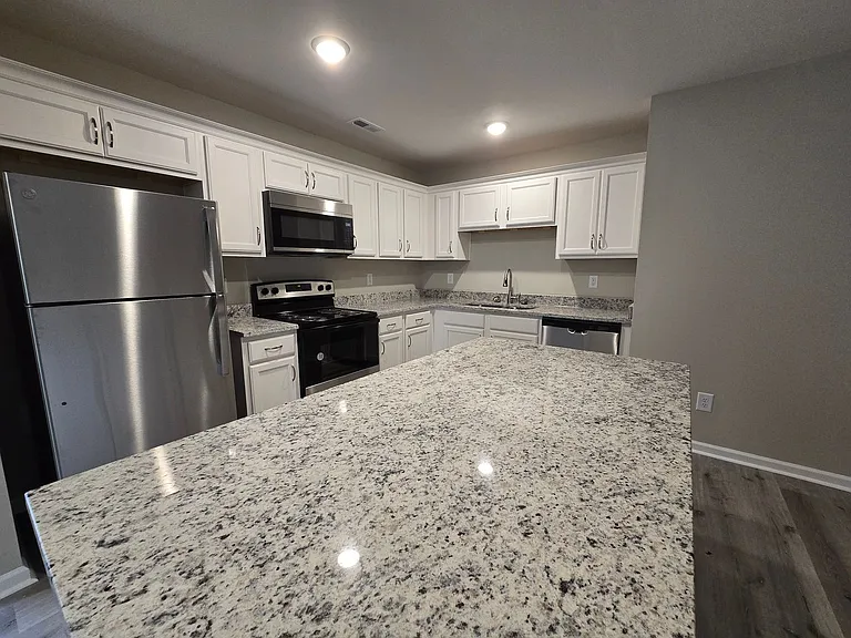 131A S 6th St — Photo 11