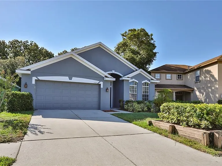 11107 Avery Oaks Dr — Photo 2
