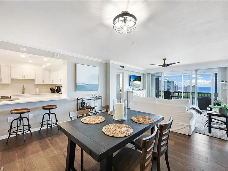 5501 Heron Point Dr #1203 — Photo 4