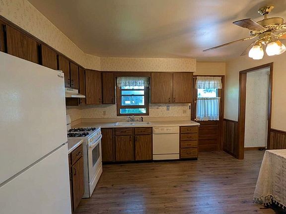 5th image of 11 Marquette Pl