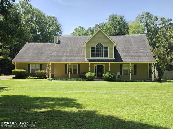 12985 Pine Crest Dr, Olive Branch, MS 38654
